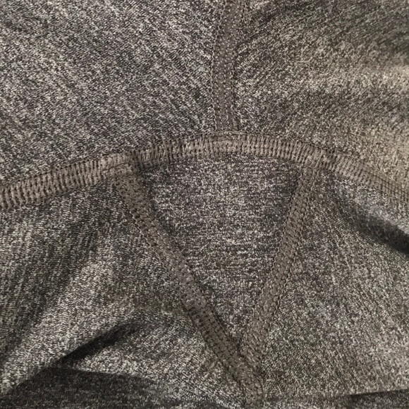 EUC lululemon Gray Legging - Picture 12 of 12